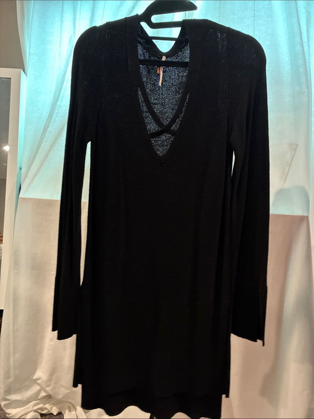 Black Long-Sleeve V‑Neck Women sweater